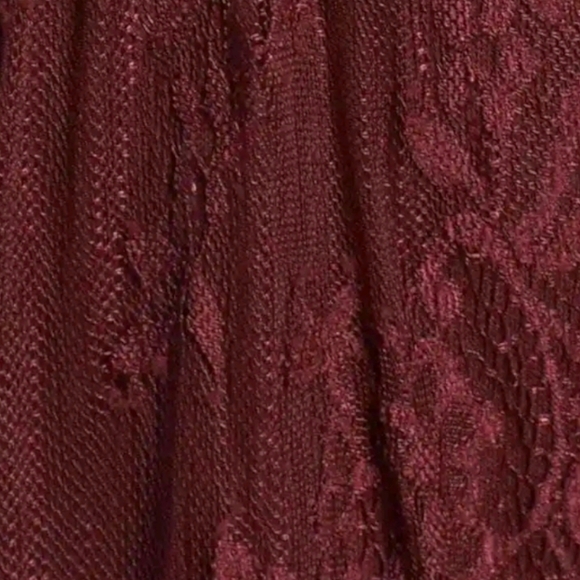 Heartloom Eloise Halter Lace Maxi Gown Dress Burgundy Eyelash Scalloped Med NWT - Picture 8 of 12